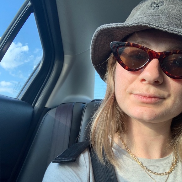 Meet your Posher, Fern - Picture 1 of 1